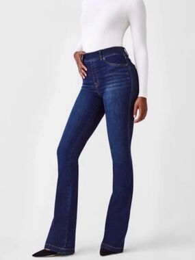 NWT SPANX Flare jeans in midnight blue, size M